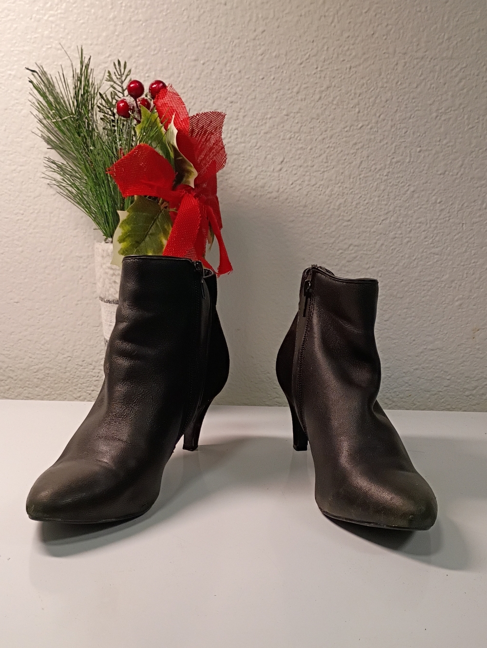 Alfani Black Pointed Toe Ankle Booties with Side Zip